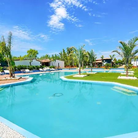 In Marina With Swimming Pool بيت للعطل نيكوتيرا